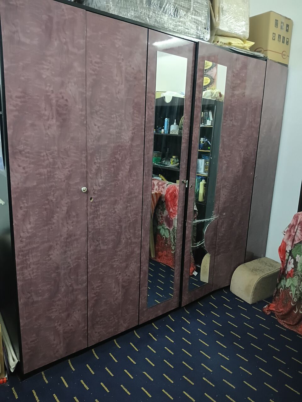 Kabul, Furniture, AFN 200,  I Want To Sell 1 Wooden Cabinet, 1 Wardrobe, 1Almirah, 3beds