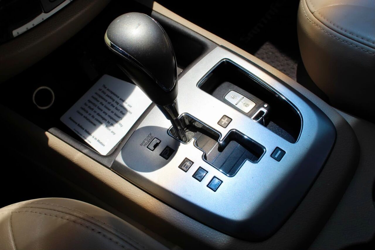 Amman, Vehicles, Cars & Trucks , JOD 3500,  Hyundai Santa Fe Limited,  2012,  Automatic,  86277 KM,   Diplomatic