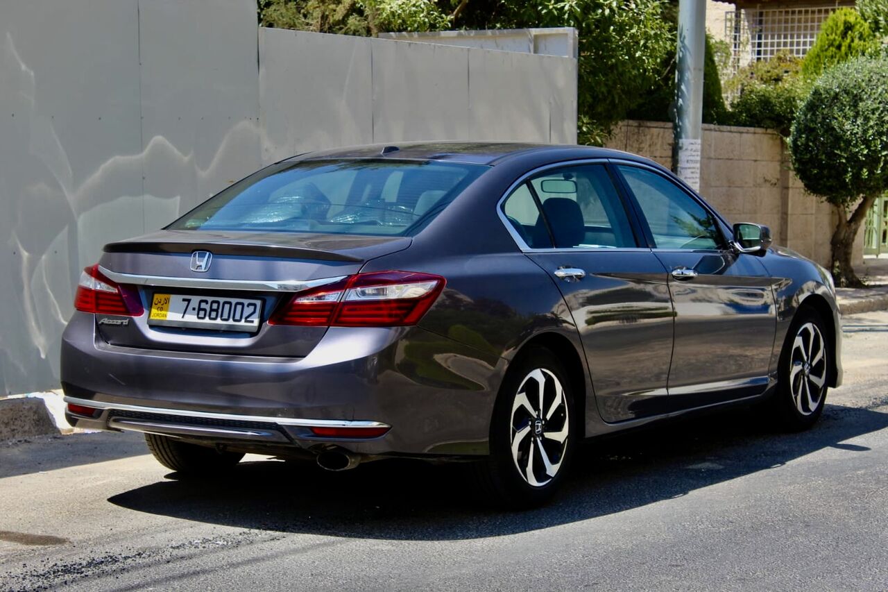 Amman, Vehicles, Cars & Trucks , JOD 5000,  Honda Accord,  2017,  Automatic,  70036 KM,    Diplomatic  7000$