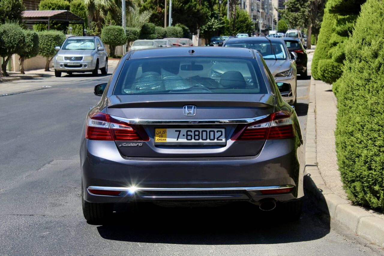 Amman, Vehicles, Cars & Trucks , JOD 5000,  Honda Accord,  2017,  Automatic,  70036 KM,    Diplomatic  7000$