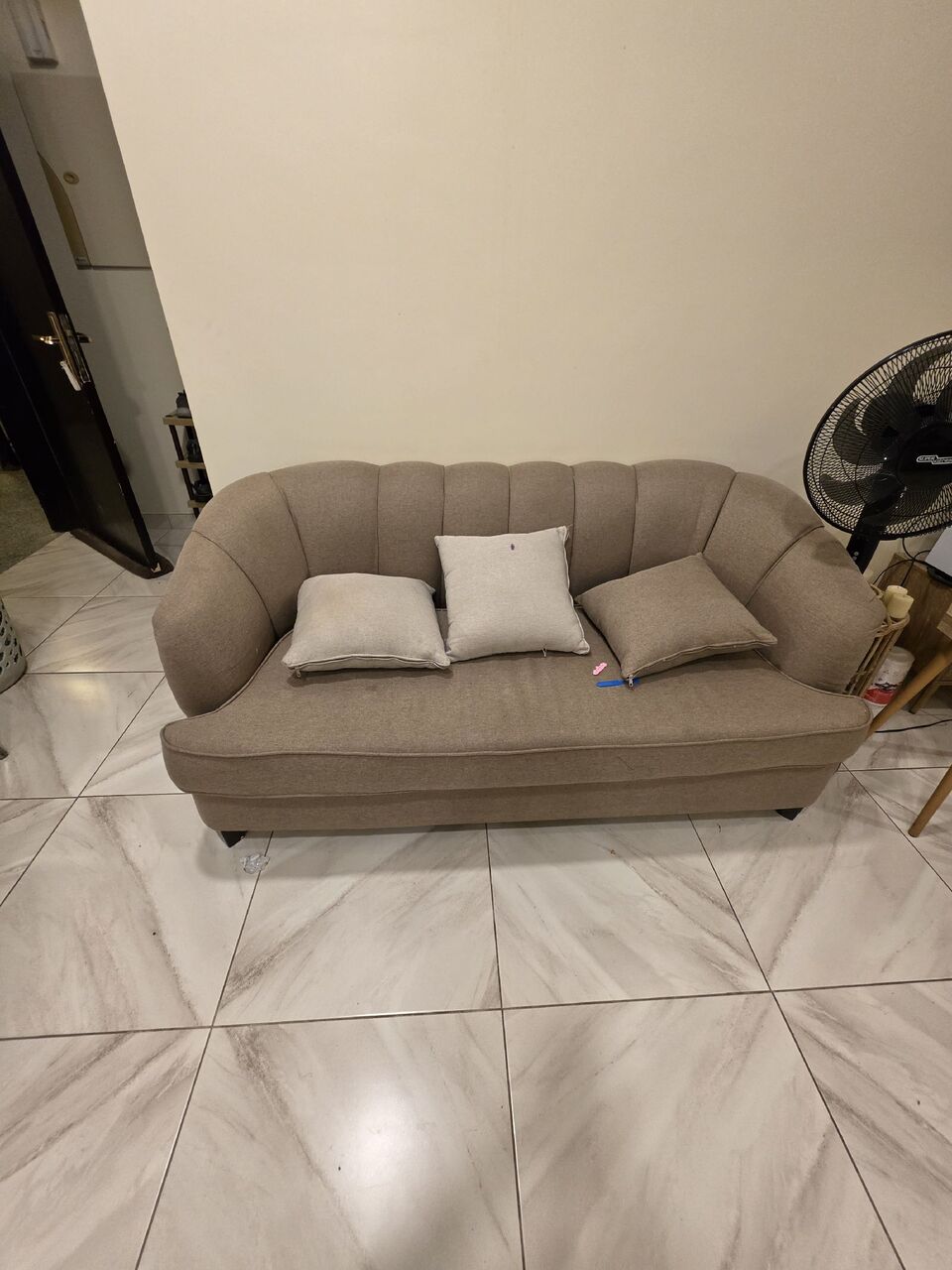 Riyadh, Furniture, SAR 300,  Selling 7 Seater Sofa Set In Wazirat Riyadh