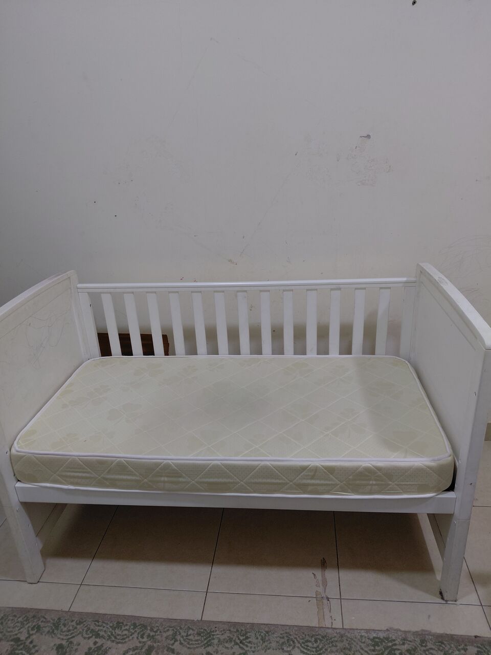 Riffa, Baby & Kid Stuff, BHD 13,  Baby Cot.convertable.