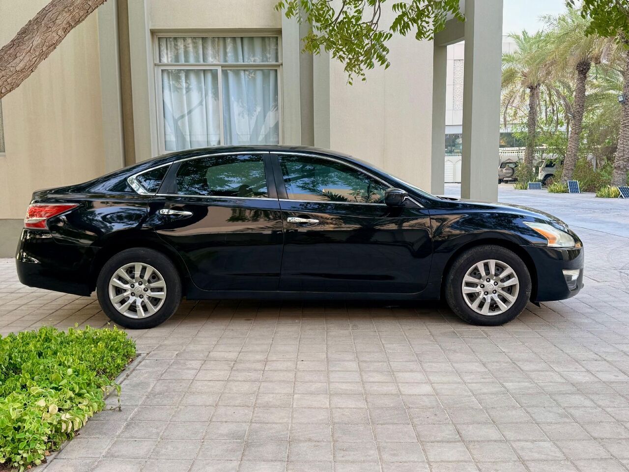 Manama, Vehicles, Cars & Trucks , BHD 2750,  Nissan Altima SV,  2016,  Automatic,  130000 KM,  NISSAN ALTIMA  MODEL