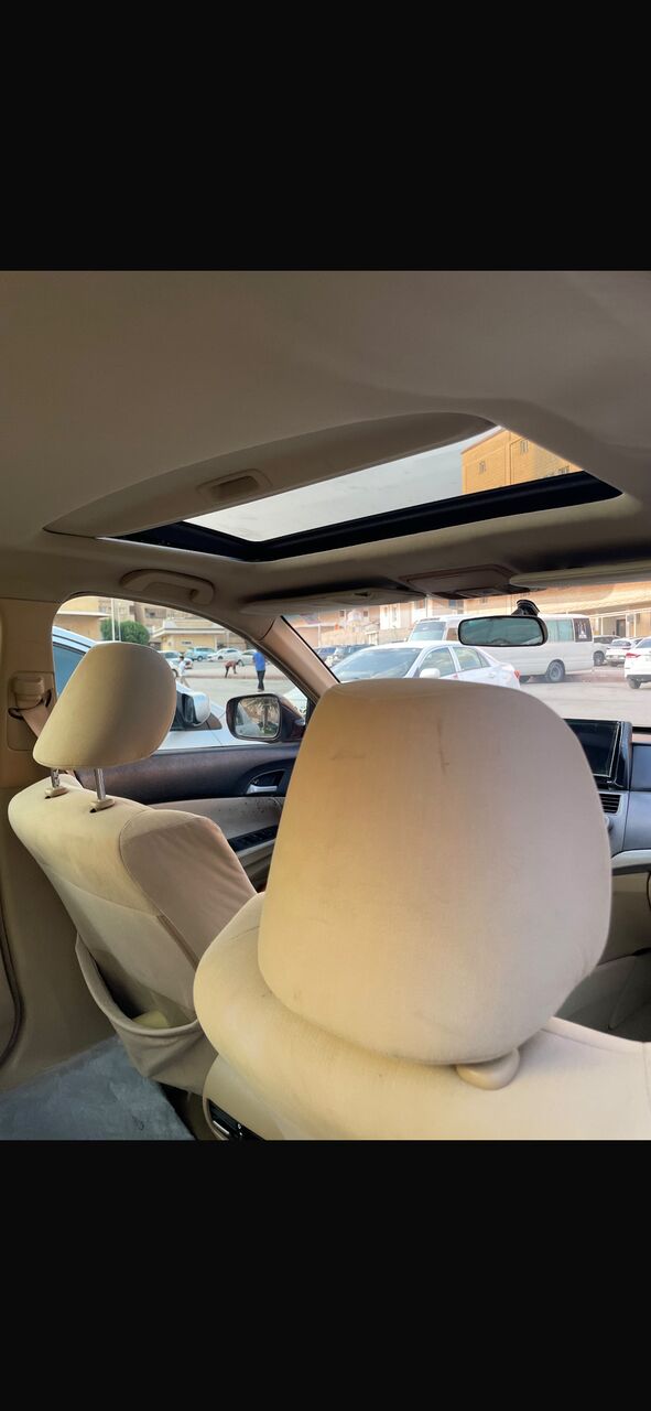 Riyadh, Vehicles, Cars & Trucks , SAR 24600,  Honda Accord 2011 Full Option,  2011,  Automatic,  289000 KM,