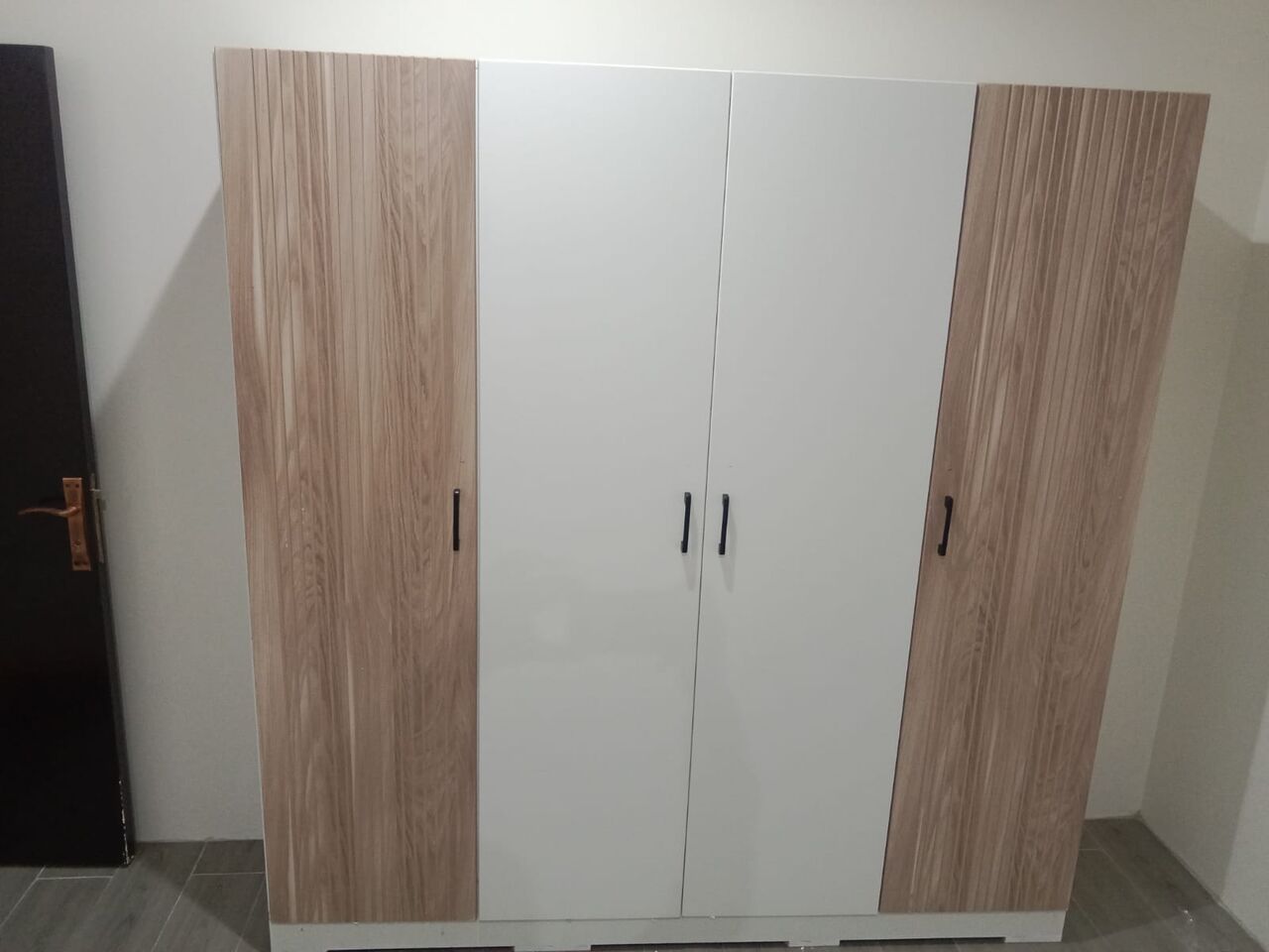 Al Aziziyah, Furniture, SAR 11,  New Bdrom Set Pakistani 🇵🇰