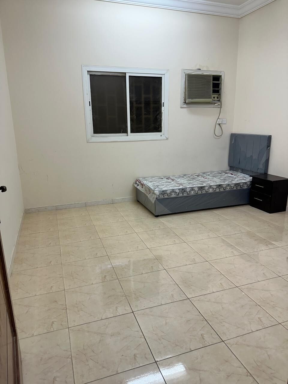 Yanbu, Household Items, SAR 4500,  Complete Household Items For Sale With Flat - Near Holiday Inn Roundabout