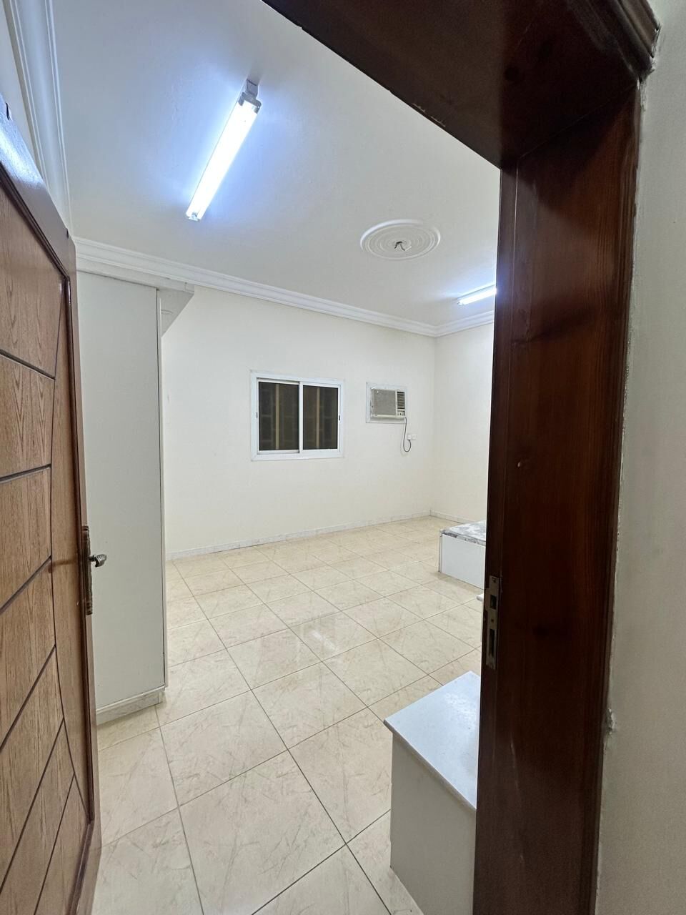 Yanbu, Household Items, SAR 4500,  Complete Household Items For Sale With Flat - Near Holiday Inn Roundabout