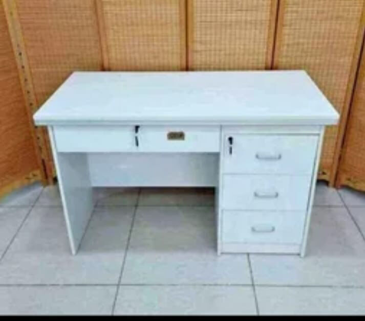 Jeddah, Furniture, SAR 1,  MODERN OFFICE FURNITURE TABLES AVAILABLE IN REASONABLE PRICES WTH BEST QUALITY