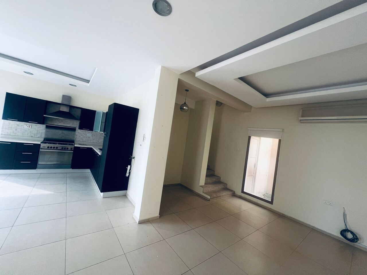 Jannusan, Villas, BHD 450,  Furnished,  Modern 3-Bedroom Villa In A Compound For Rent In Janussan