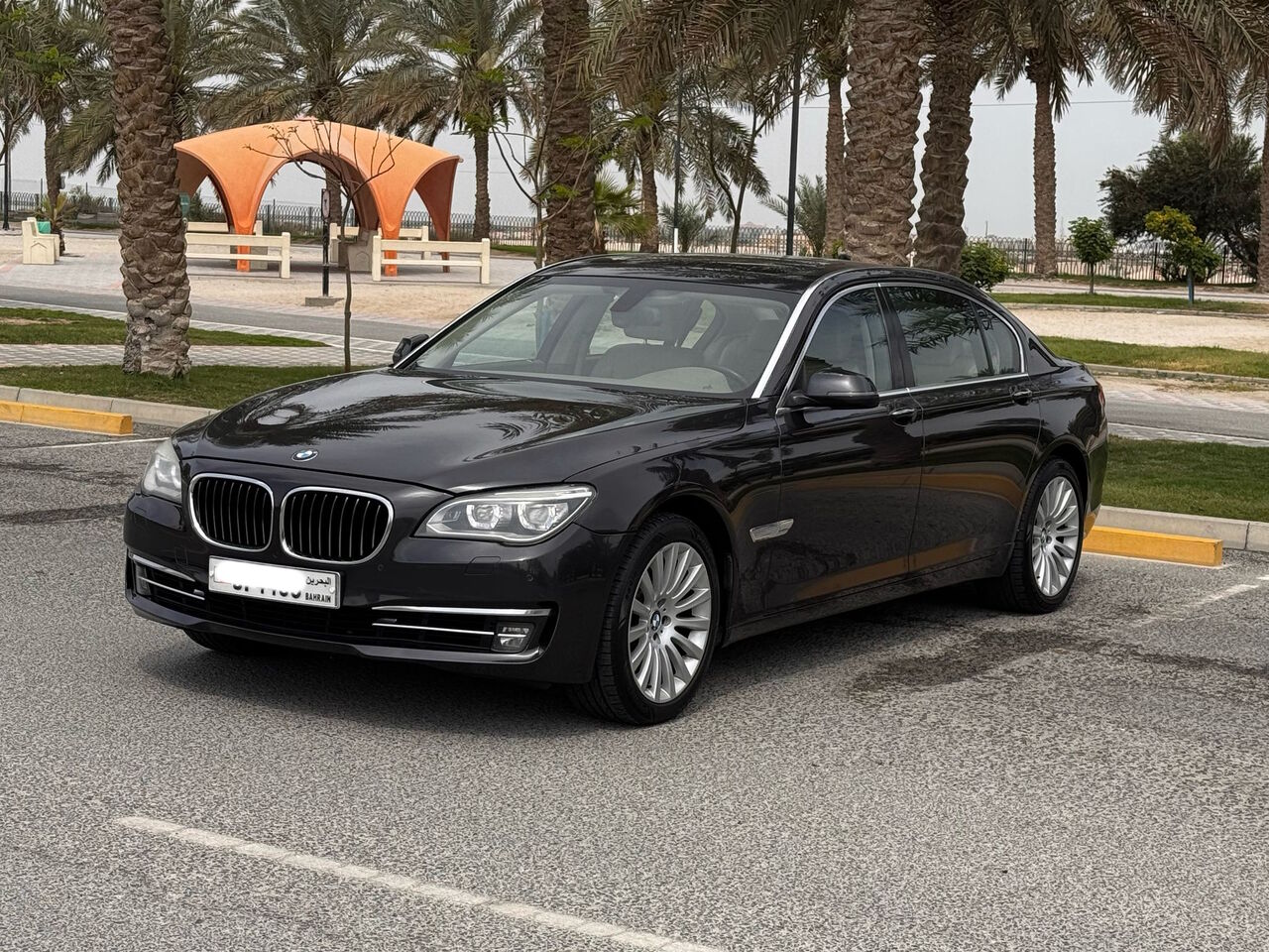 Manama, Vehicles, Cars & Trucks , BHD 2500,  BMW 750Li,  2013,  Automatic,  308100 KM,    (Grey)