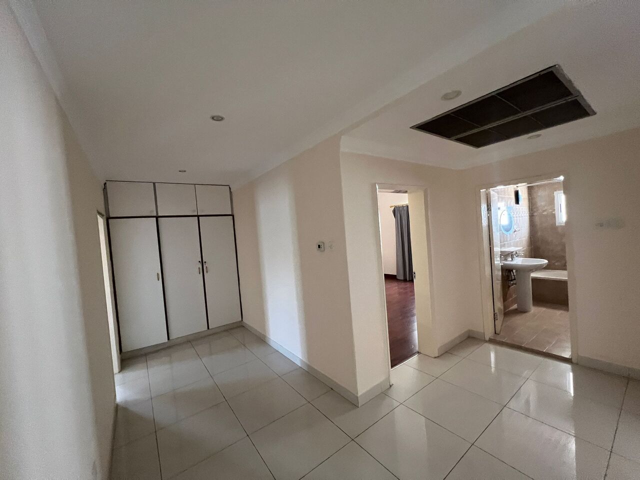 Barbar, Villas, BHD 750,  Furnished,  Spacious Single-Storey Villa For Rent In Barbar