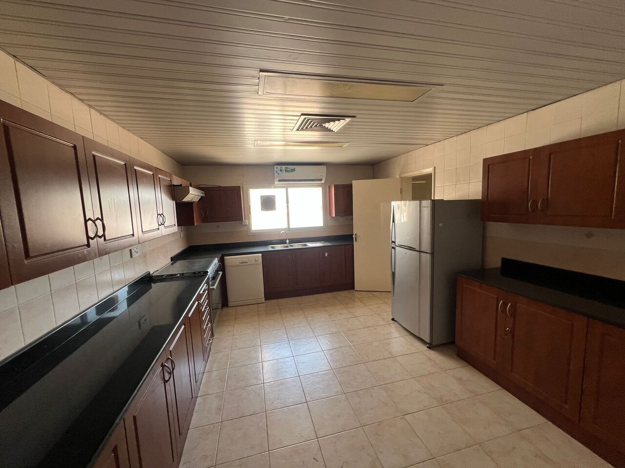 Barbar, Villas, BHD 750,  Furnished,  Spacious Single-Storey Villa For Rent In Barbar