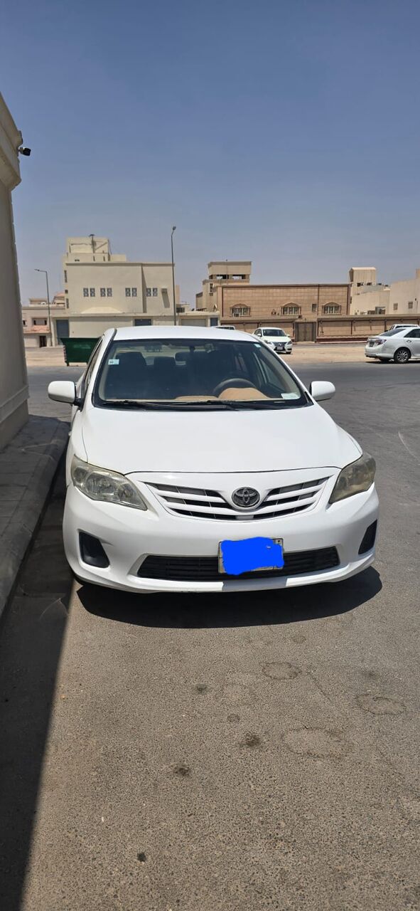 Riyadh, Vehicles, Cars & Trucks , SAR 19500,  2013 Model,  2013,  Automatic,  438000 KM,   Corolla  Neat And Clean