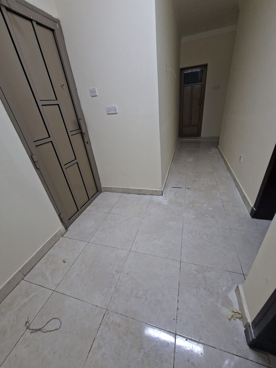 Manama, Apartments, Flats, Houses & Villas, BHD 200/year,  2 BR,  Apartment For Rent In Qudaibya Semi Furnished With Electricity
