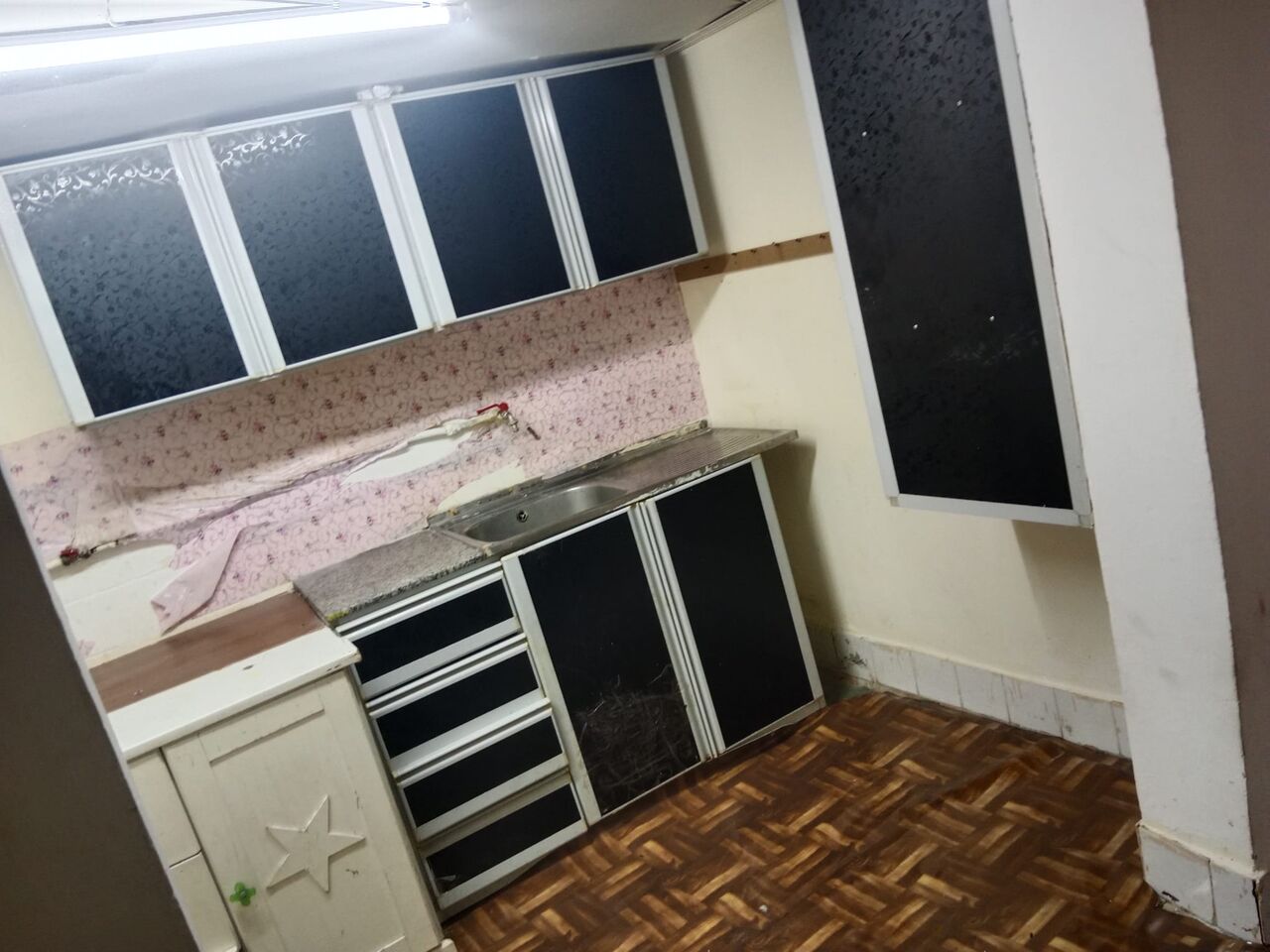 Muharraq, Housing Exchanges, BHD 100/month,  1 BR,  40 Sq. Meter,  Studio For Rent:One Room Only,Bathroom & Kitchen With EWA & AC For Family Or 2 Bachelors