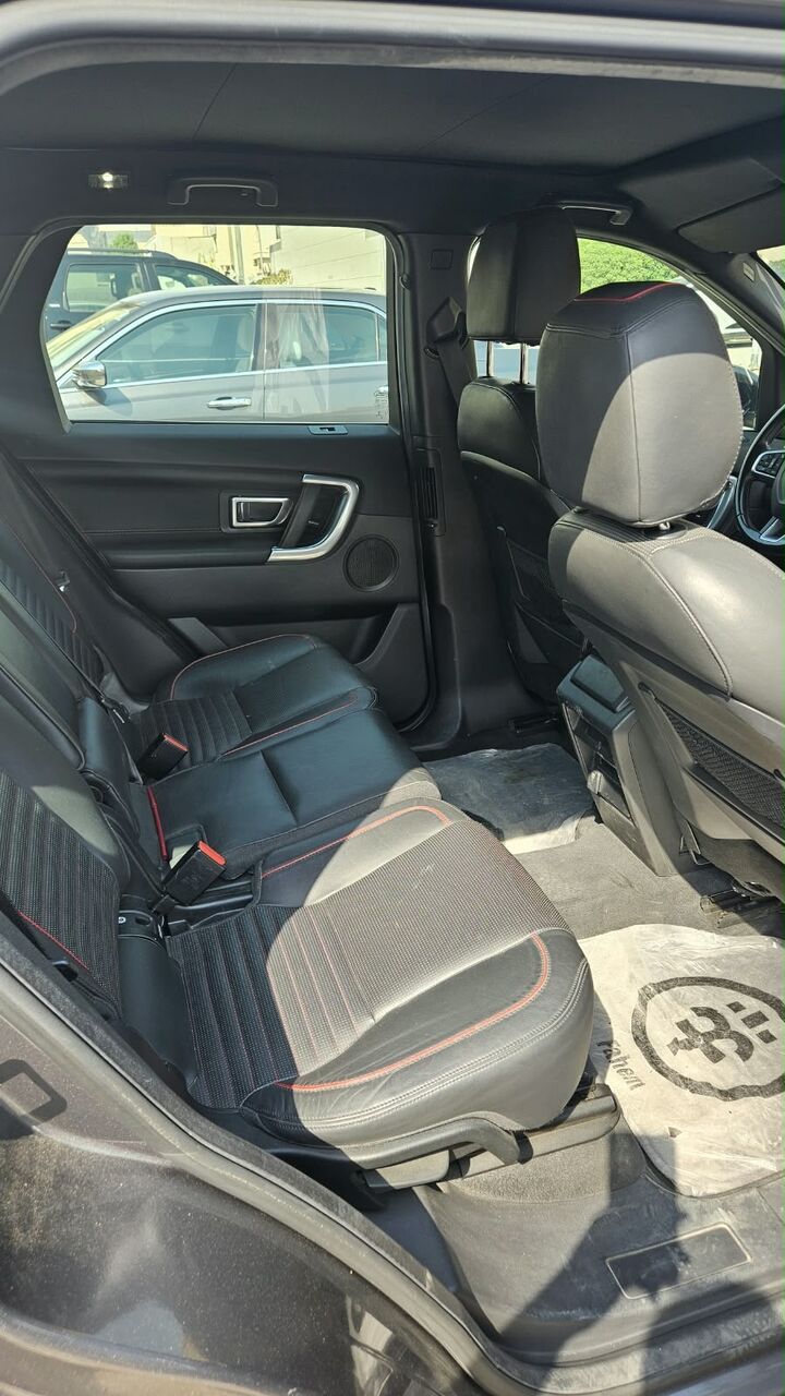 Olaya, Vehicles, Cars & Trucks , SAR 55000,  Land Rover Discovery  HSE Luxury &ndash; 5 Seater,  2017,  Automatic,  59012 KM,  Land Rover Discovery HSE Luxury &ndash; 5 Seater