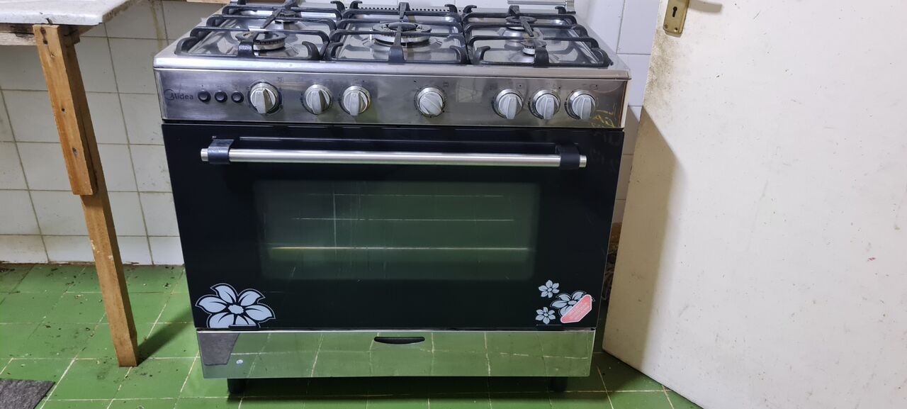 Manama, Appliances, BHD 75,  Midea 5-Burner Gas Cooker With Oven &ndash; 39346100