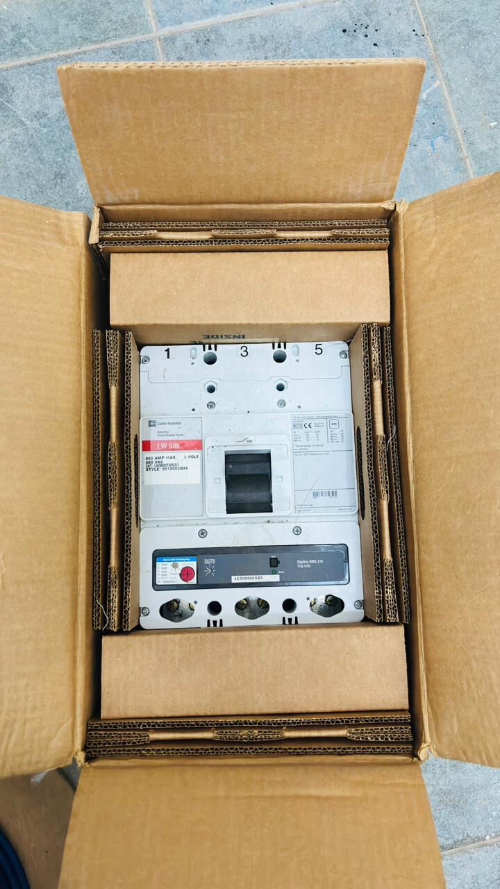 Al Rehab, Electrical & Plumbing, SAR 2400,  Cutler Hummer Industrial Circuit Breaker 800 Amp
