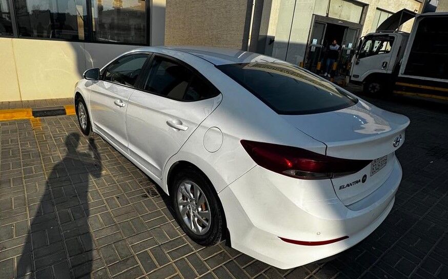 Riyadh, Vehicles, Cars & Trucks , SAR 31500,  Hyundai Elantra,  2018,  Automatic,  216000 KM,    -216k Milage 1.6