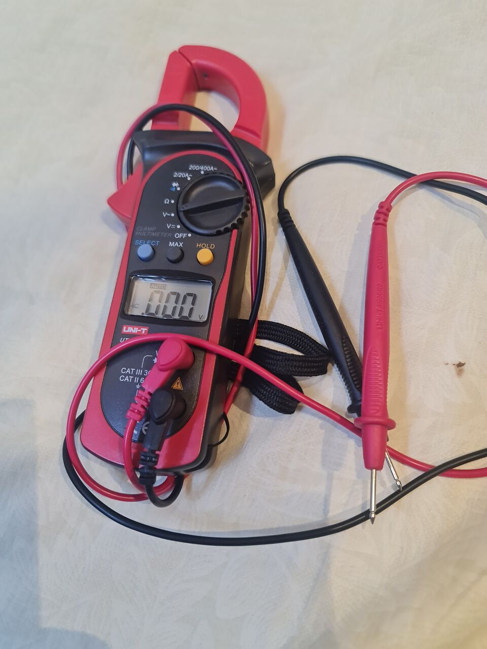 Olaya, Tools, SAR 60,  For Sale Slightly Used UNI-T Clamp Meter