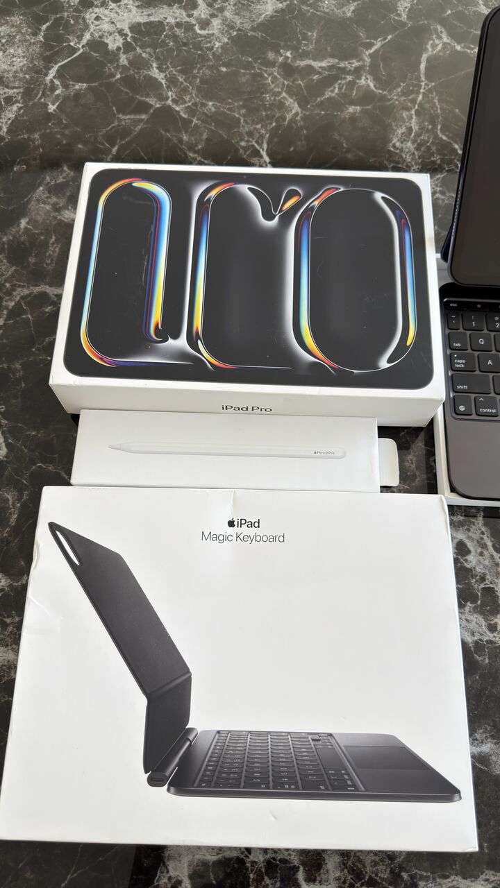 Amwaj Islands, Electronics, BHD 595,  Apple IPad Pro 11-inch (M5) 256GB + Magic Keyboard + Apple Pencil Pro