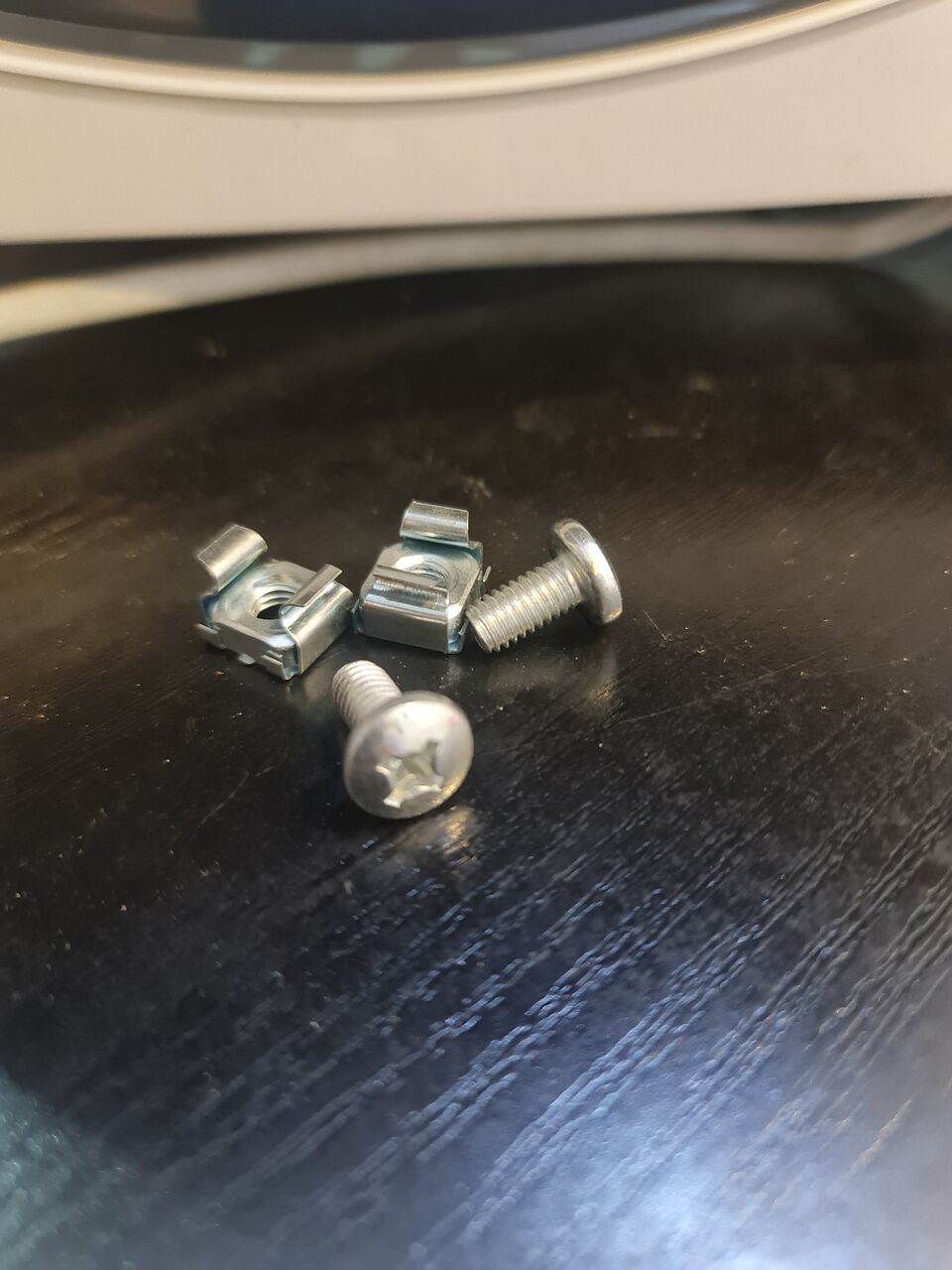 Olaya, Electronics, SAR 60,  For Sale 300 Pieces Cage Nuts