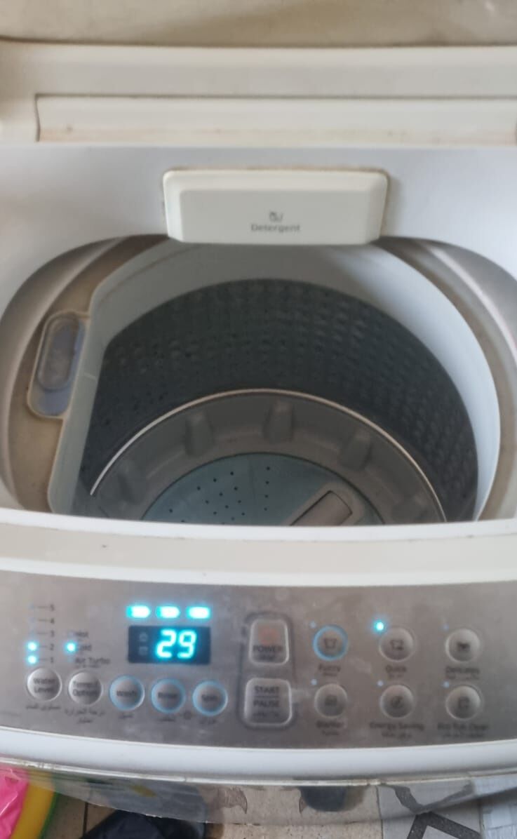 Al Malaz, Appliances, SAR 200,  Samsung Wobble 6KG Washing Machine Top Load