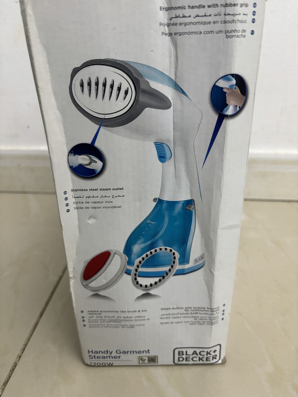 Al Malaz, Appliances, SAR 80,  Black+ Decker Handy Garment Steamer