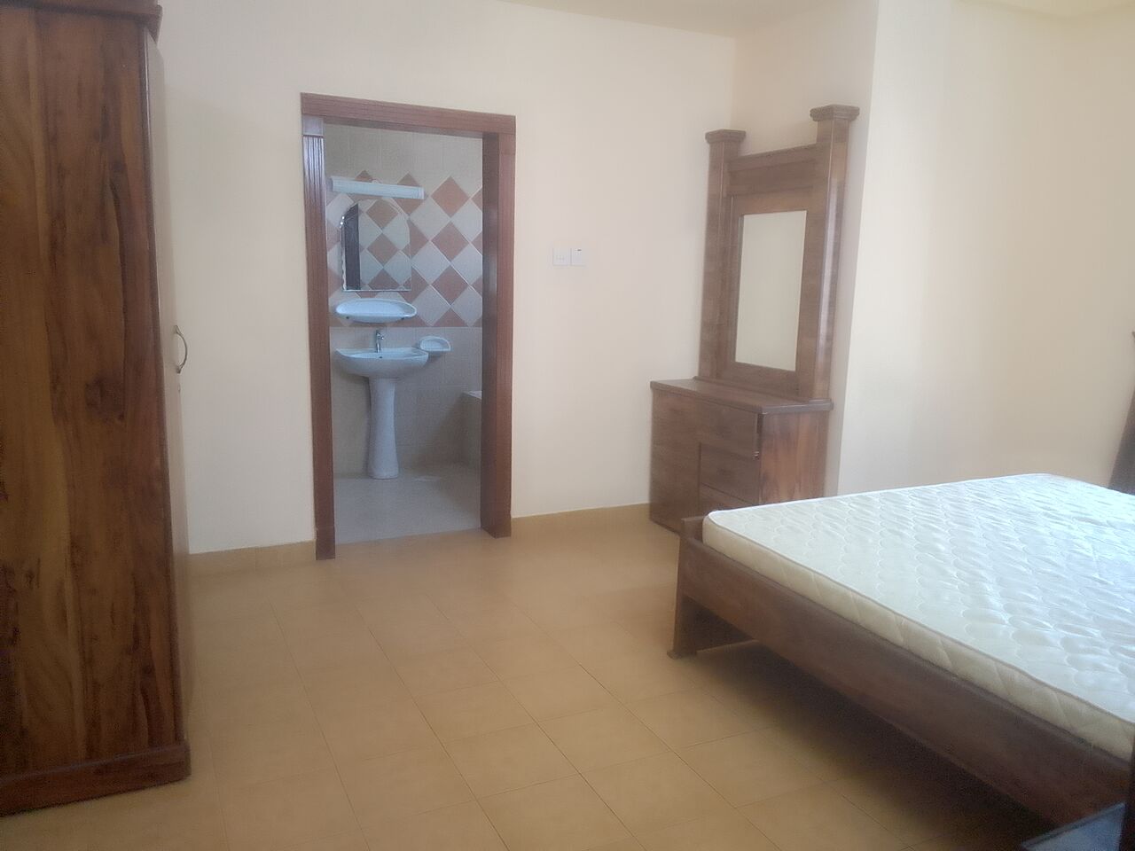 Adliya, Apartments, Flats, Houses & Villas, BHD 290/month,  2 BR,  2 Bedroom Furnished Flat For Rent