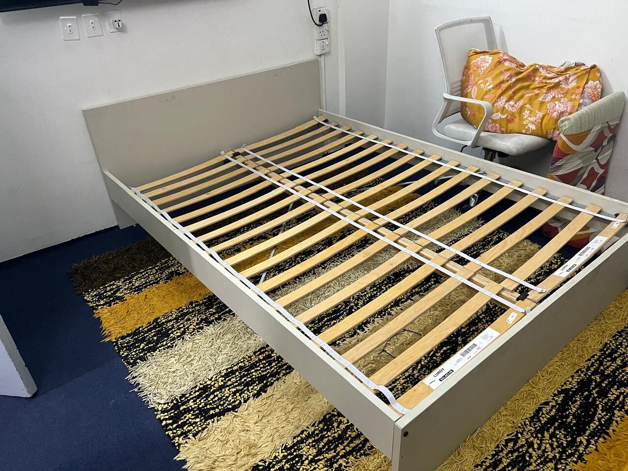 Riyadh, Household Items, SAR 400,  New Double Bed With Mattress And Original Sharp 32