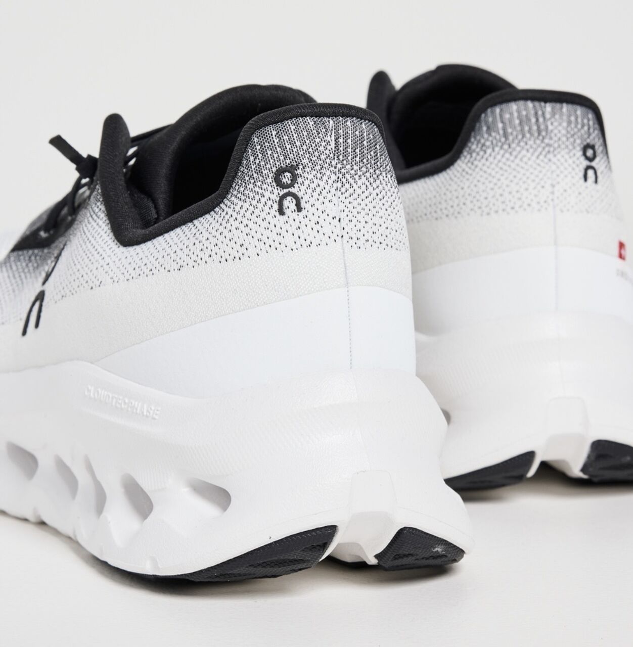 Mahooz, Clothing & Accessories, BHD 75,  On Running Cloudtilt Shoes