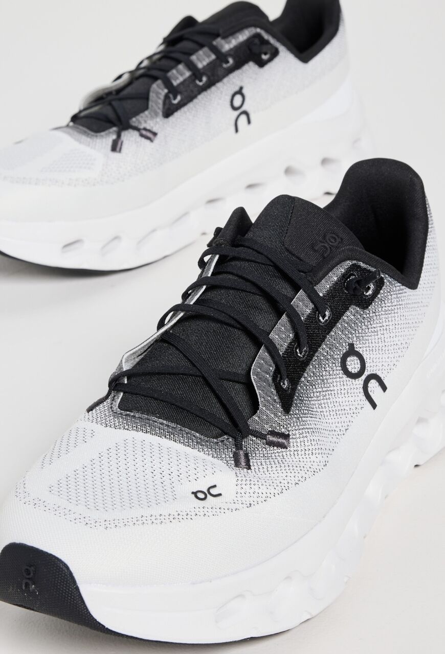Mahooz, Clothing & Accessories, BHD 75,  On Running Cloudtilt Shoes