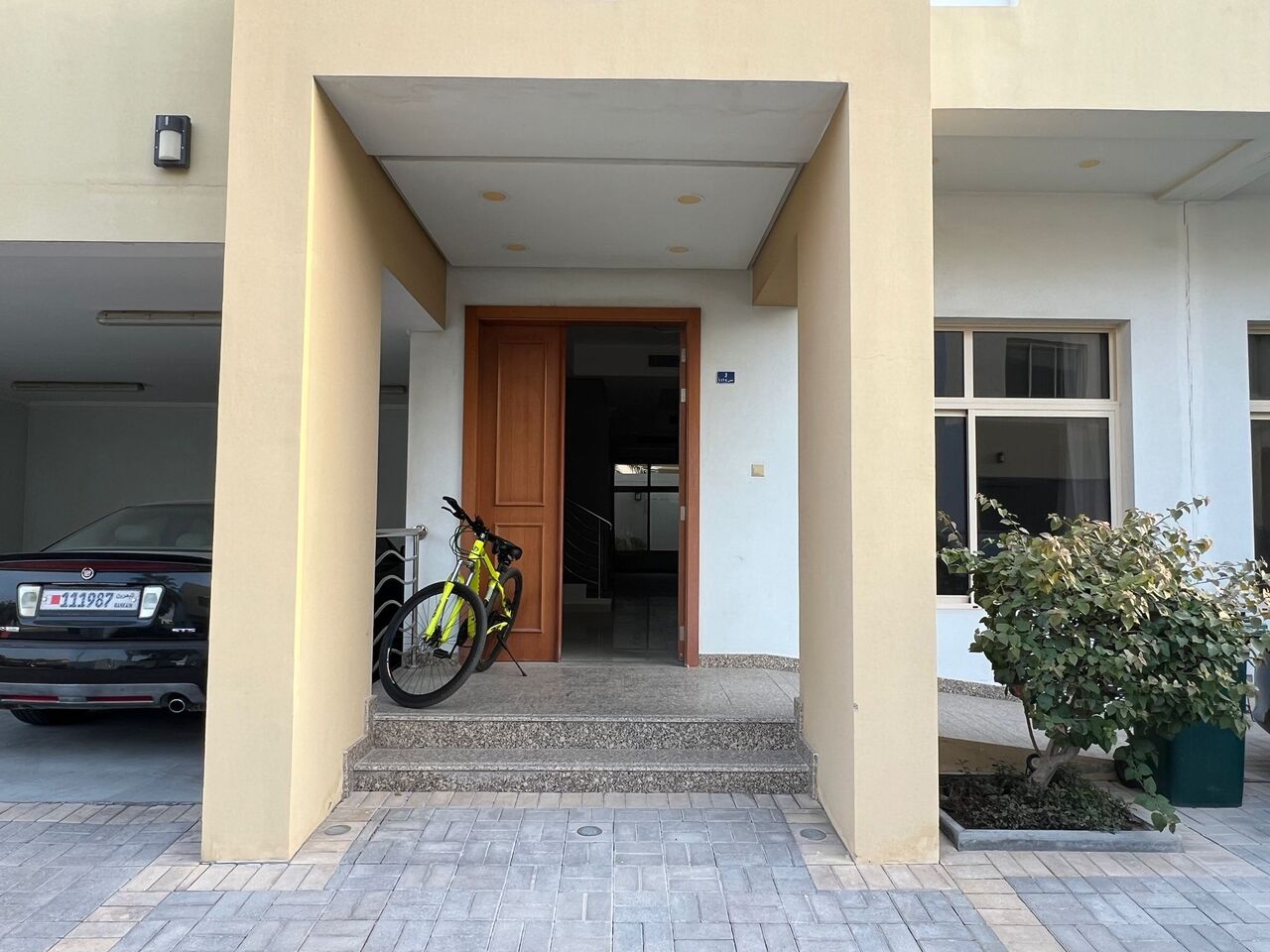 Manama, Villas, BHD 600,  TOWNHOUSE VILLA FOR RENT IN SAAR | MAID
