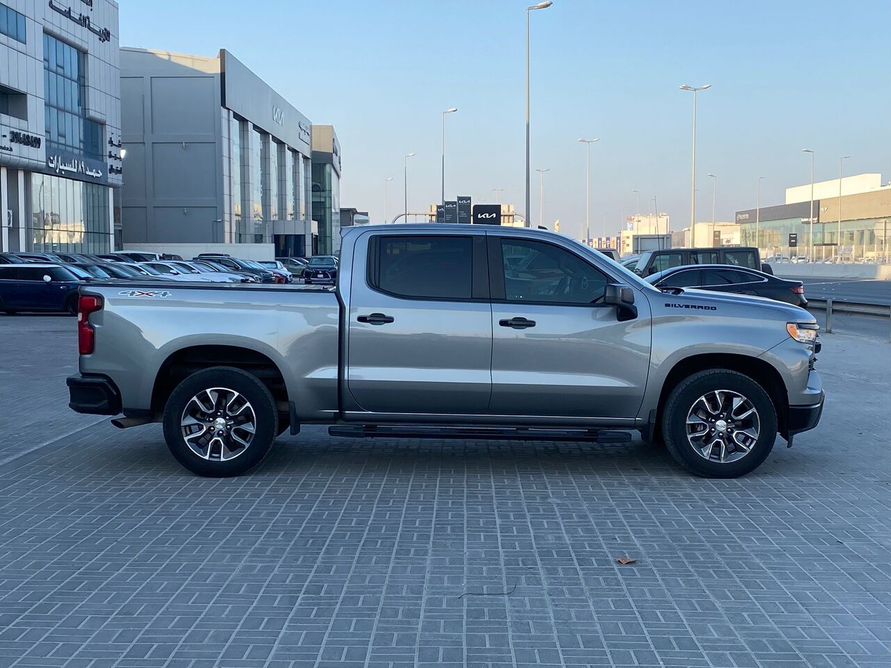 Manama, Vehicles, Cars & Trucks , BHD 11500,  Chevrolet Silverado  2023 (Grey),  2023,  Automatic,  94700 KM,  Chevrolet Silverado   (Grey)