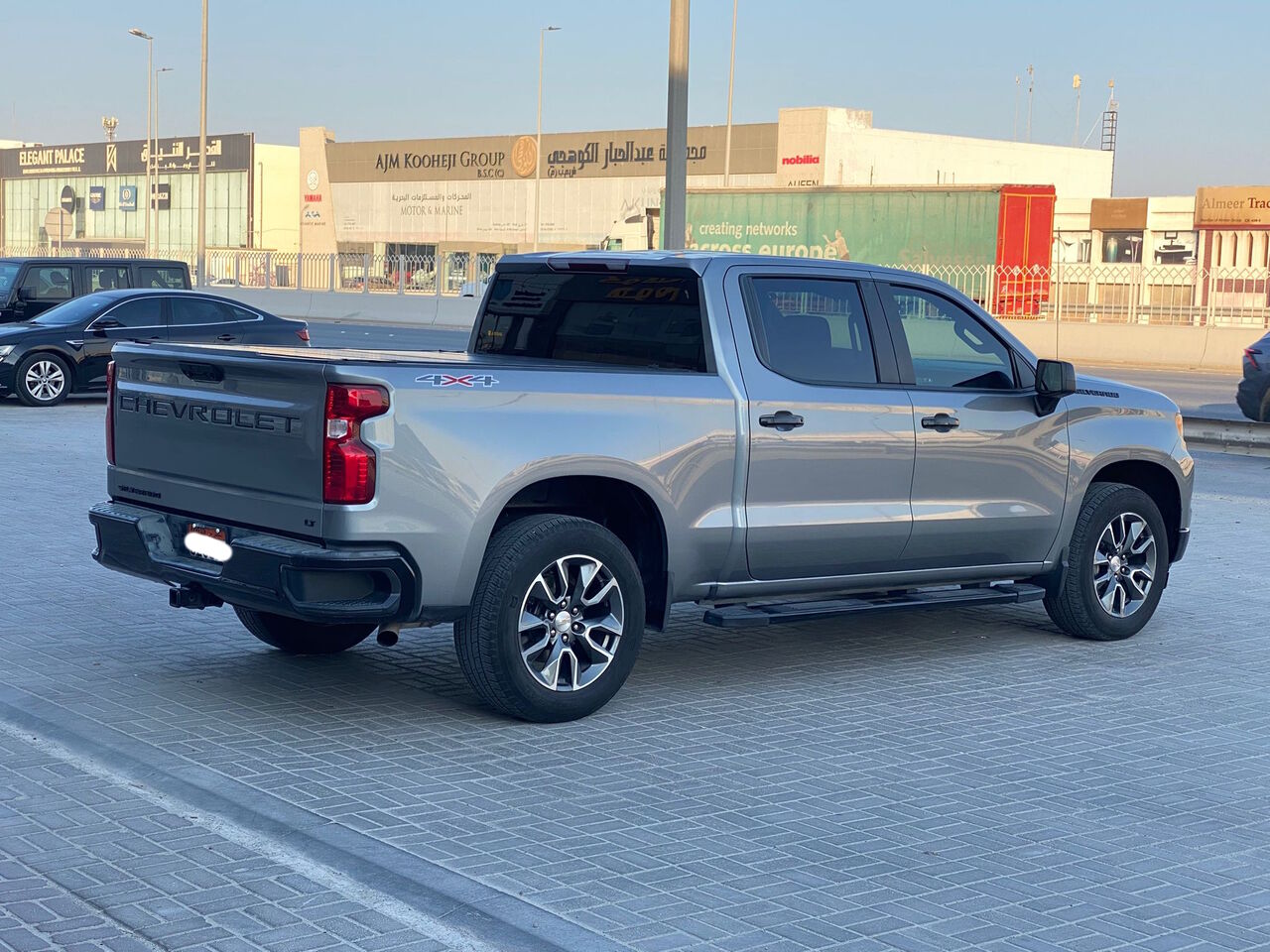 Manama, Vehicles, Cars & Trucks , BHD 11500,  Chevrolet Silverado  2023 (Grey),  2023,  Automatic,  94700 KM,  Chevrolet Silverado   (Grey)