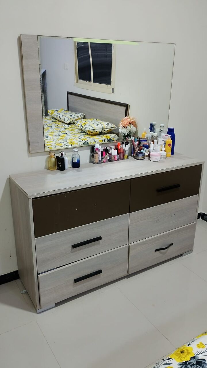 Jubail, Furniture, SAR 1400,  Complete Bed Set Available Includes Bed ,6 Door Wardrobe, Chest Of Drawers And Dressing Ta