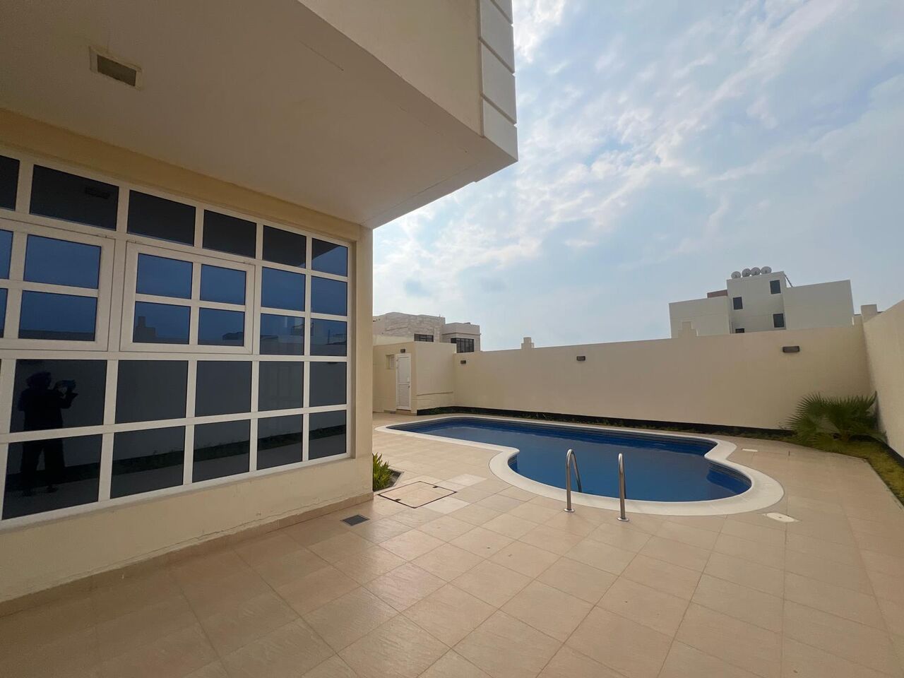 Hamala, Villas, BHD 1200,  Furnished,  MODERN 4-BEDROOM VILLA WITH PRIVATE POOL FOR RENT IN HAMALA