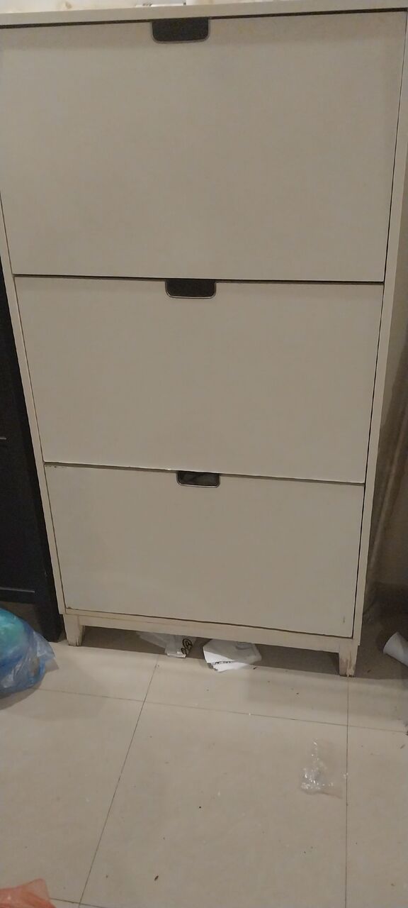 Jeddah, Furniture, SAR 600,  سرير دبل ومكتبتين وجزامة من