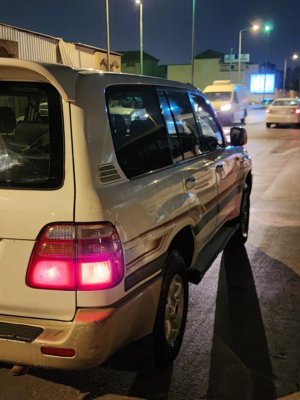 Riyadh, Vehicles, Cars & Trucks , SAR 19000,  Toyota Land Cruiser,  2001,  Automatic,  400 KM,   GXR For Sale