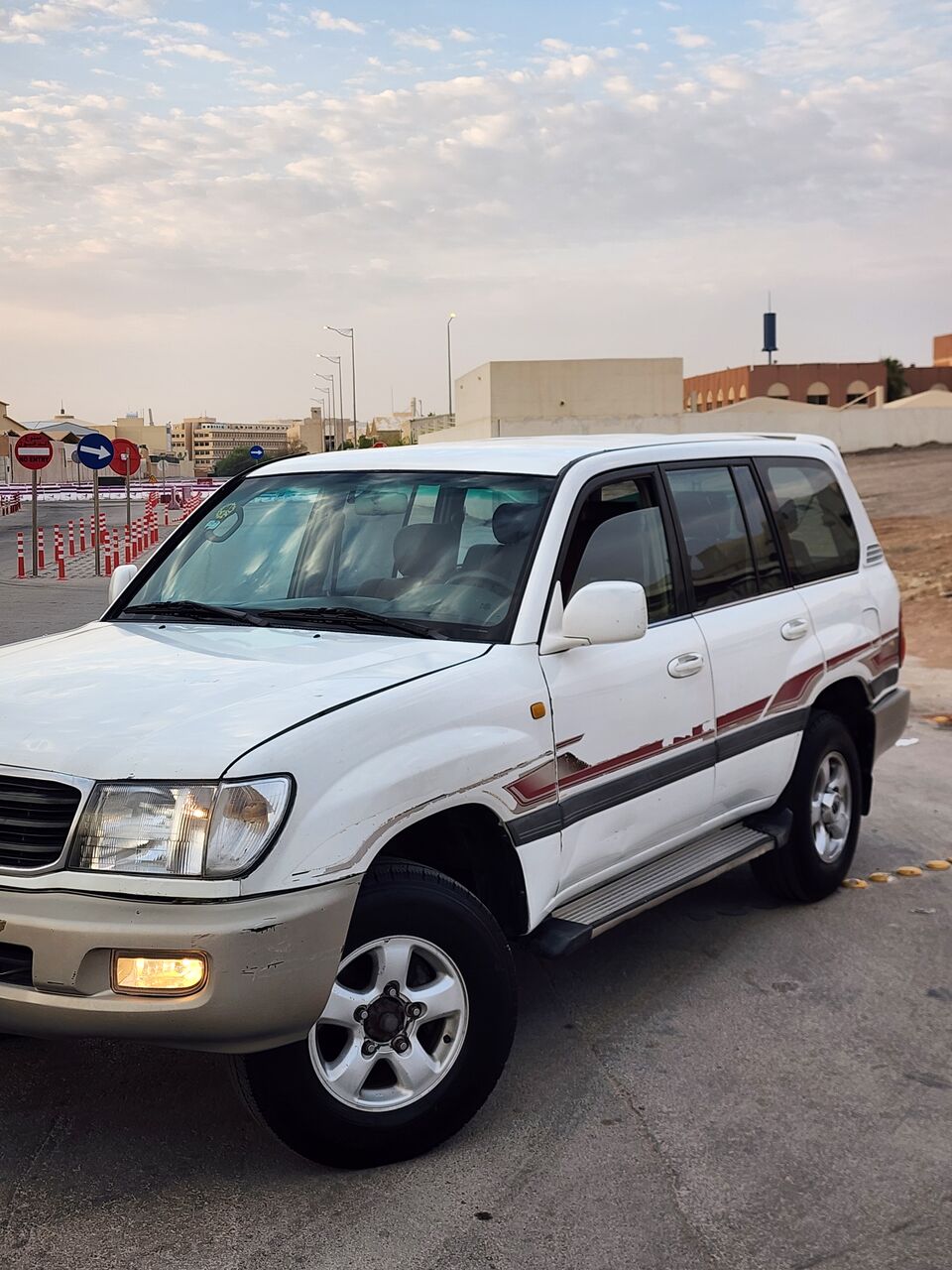 Riyadh, Vehicles, Cars & Trucks , SAR 19000,  Toyota Land Cruiser,  2001,  Automatic,  400 KM,   GXR For Sale