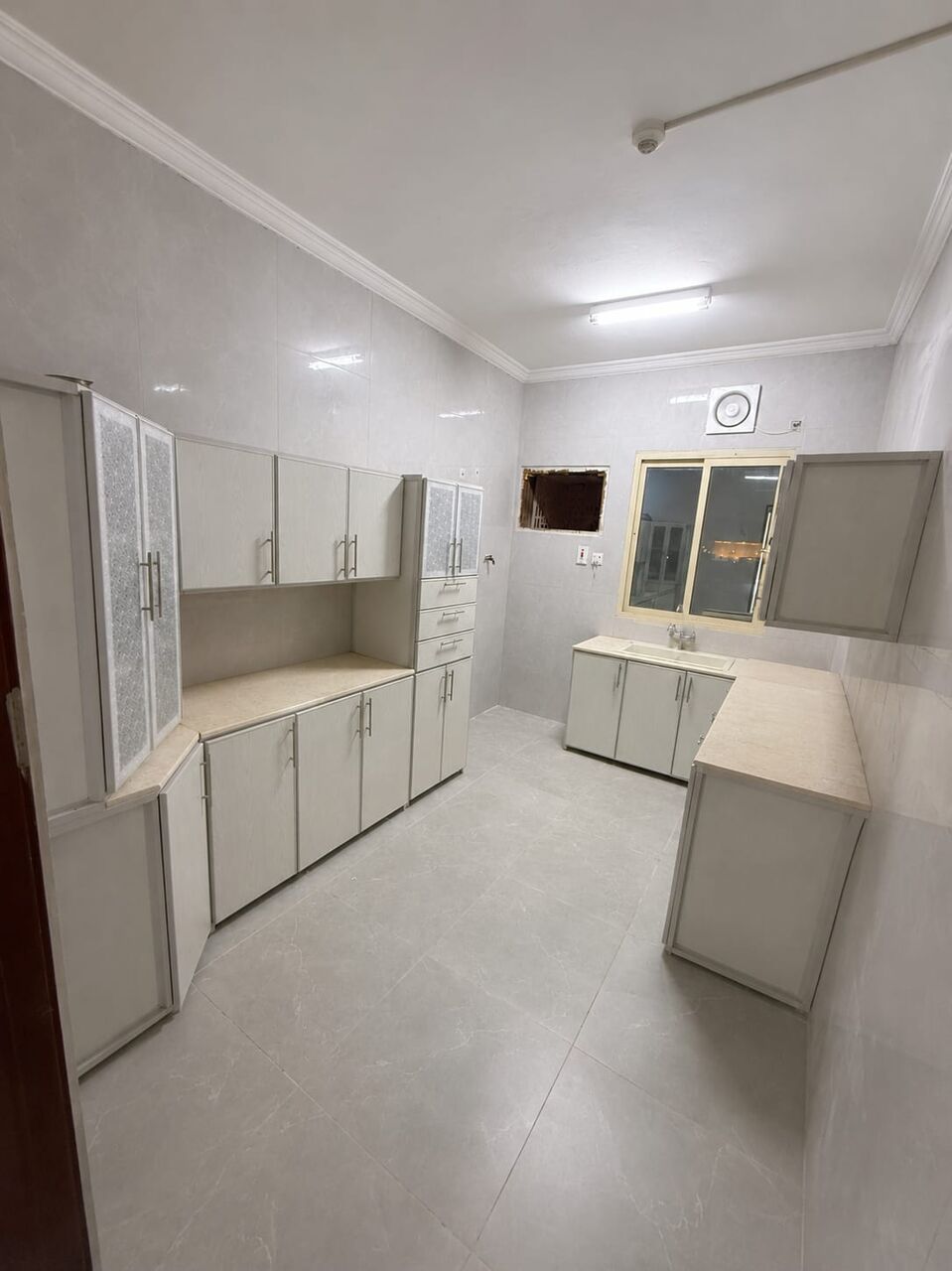 Jubail, Bedspace For Rent, SAR 550/month,  2 Bed Space Available In Neat And Clean Room Rent Monthly Basis You Can Pay