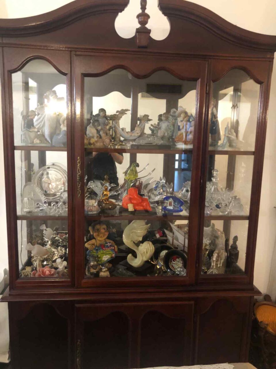 Manama, Furniture, BHD 40,  Wooden And Glass Showcase For Sale