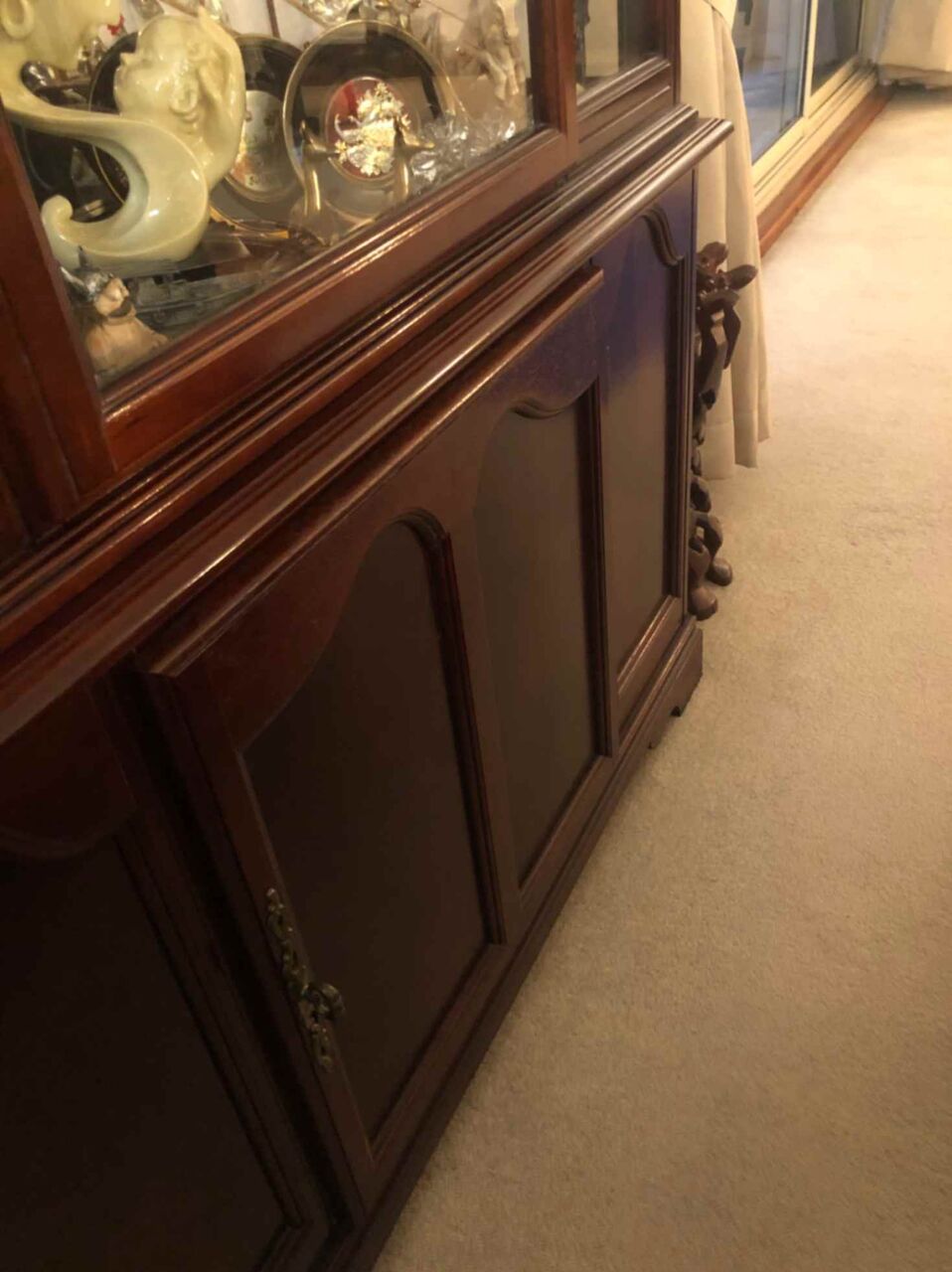 Manama, Furniture, BHD 40,  Wooden And Glass Showcase For Sale