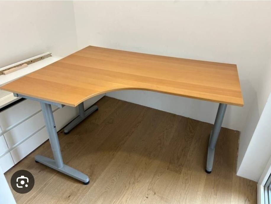 Riyadh, Furniture, SAR 399,  Wooden L-shaped Corner Desk Table