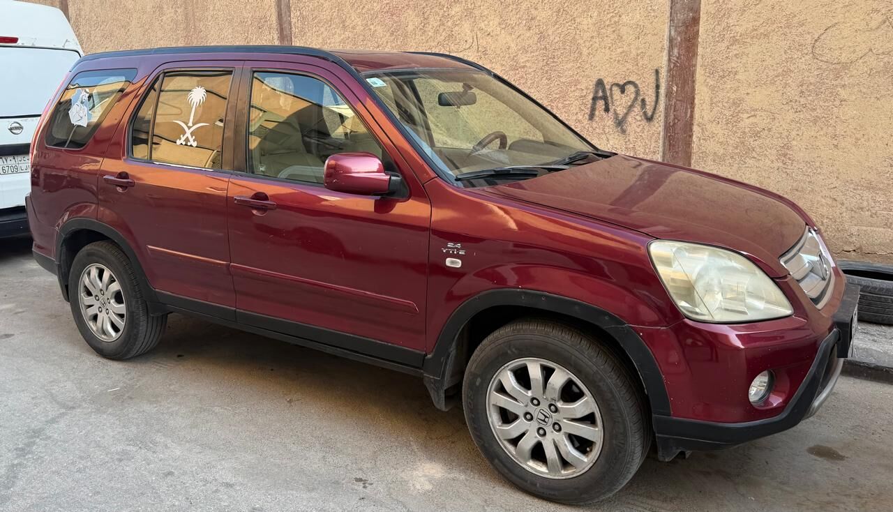 Riyadh, Vehicles, Cars & Trucks , SAR 18000,  Honda CR-V,  2005,  Automatic,  258000 KM,  I WANT TO SELL MY NEAT AND CLEAN IN GOOD CONDITION CAR
