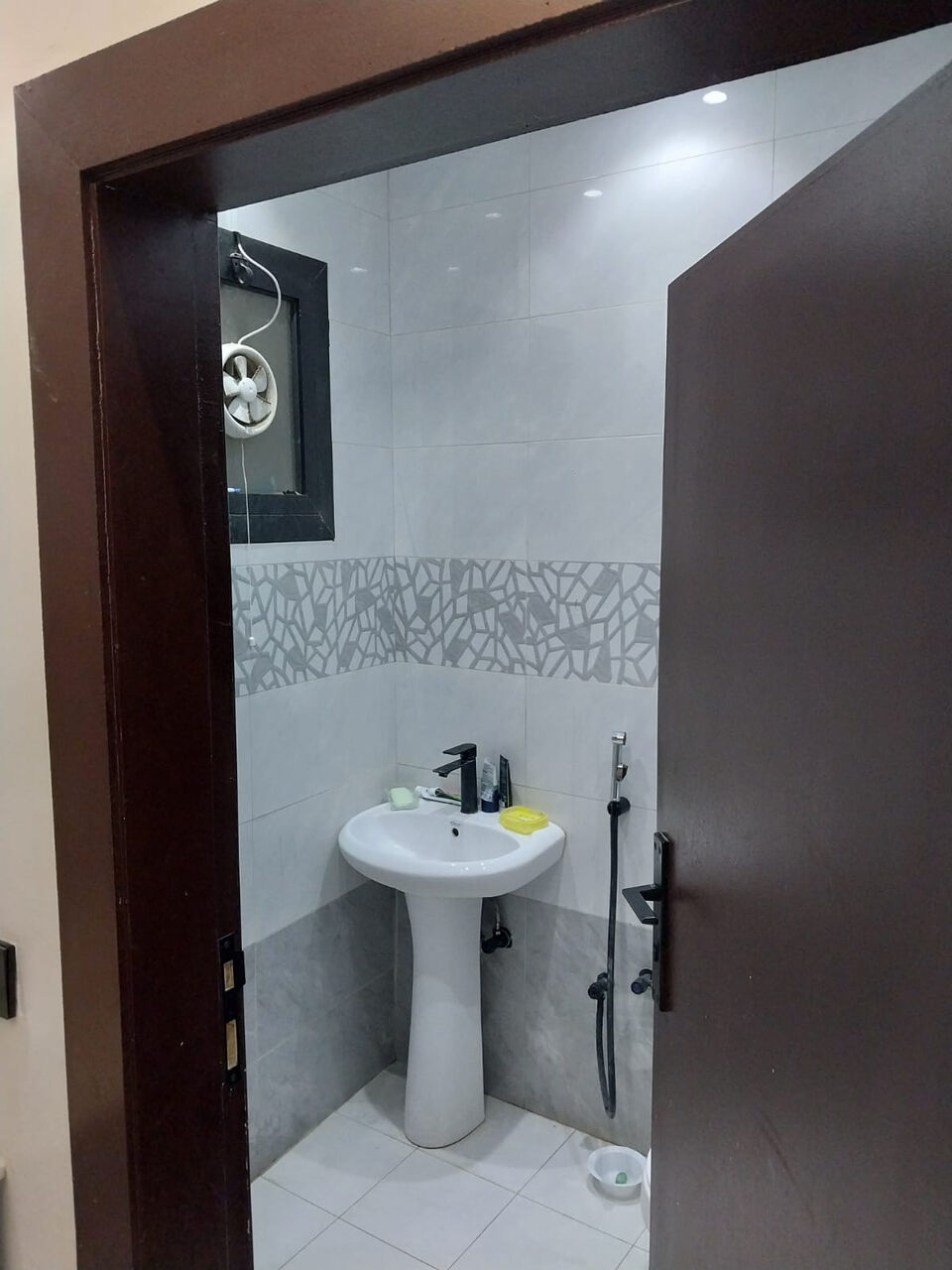 Al Malaz, Apartments, Flats, Houses & Villas, SAR 2200/month,  Furnished,  1 BR,  1BHK Family/Single Bachelor Flat