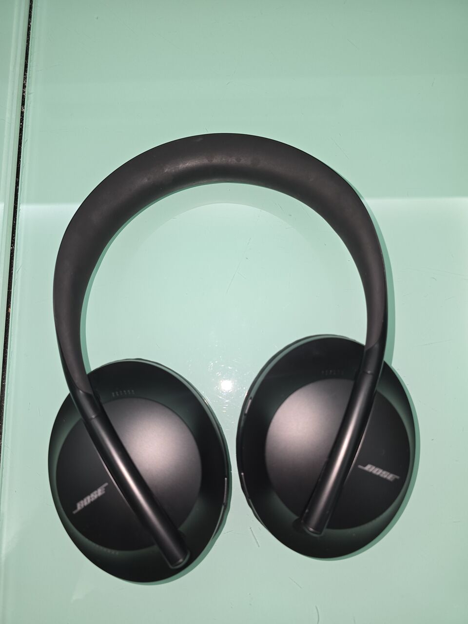 Juffair, Home Audio, BHD 100,  Bose Noise Cancelling Headphones 700 (NC700) - Excellent Condition