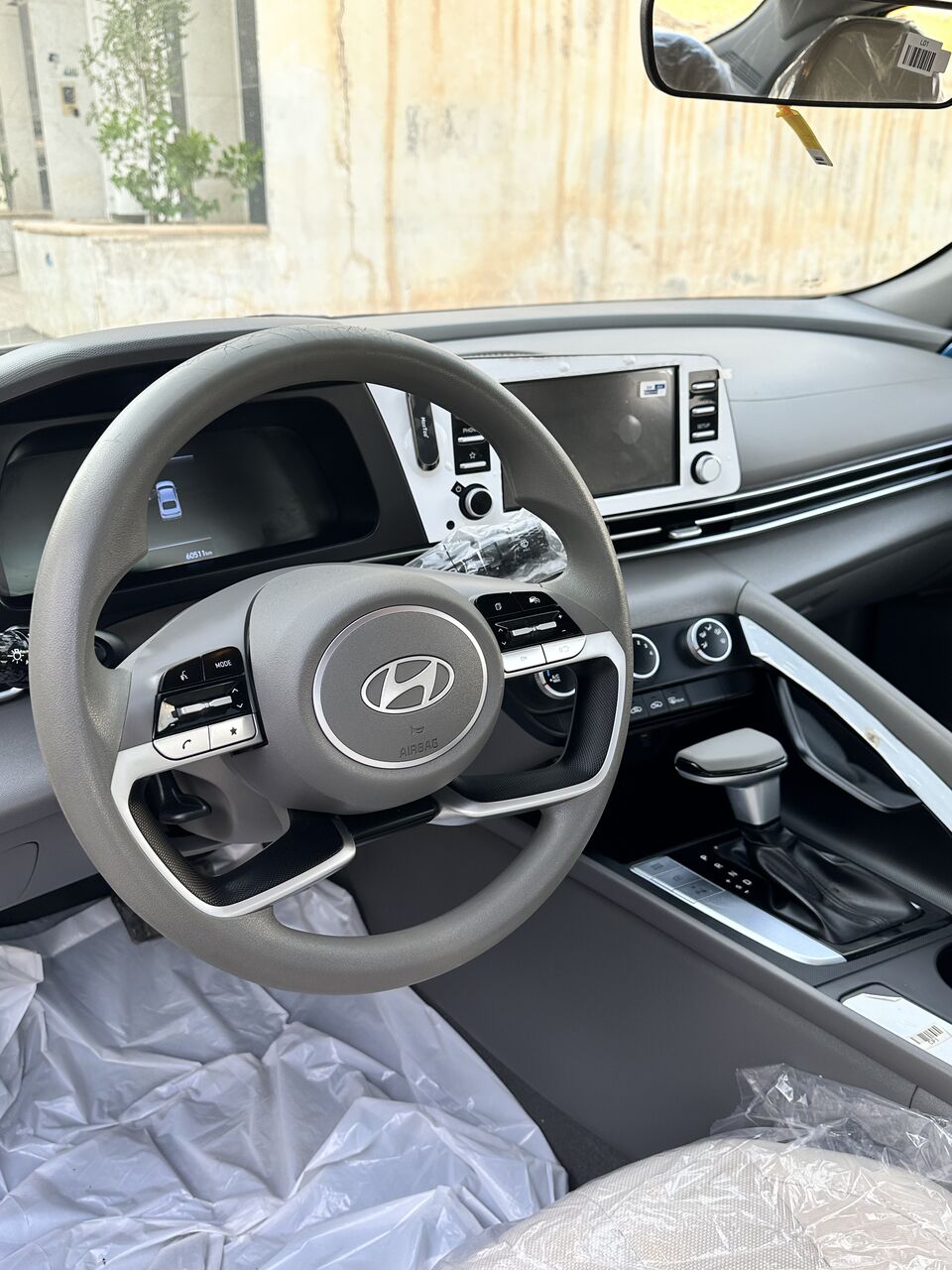 Al Murabba, Vehicles, Cars & Trucks , SAR 55,  Hyundai Elantra,  2025,  Automatic,  61000 KM,    1.6 Excellent Condition
