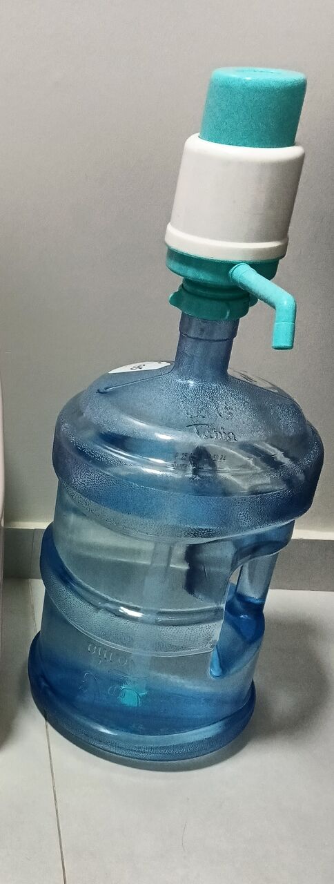Dammam, Household Items, SAR 50,  Household Items (Water Bottle, Drinking Water Pump, Laptop Table & 02 Baby Chairs) For Sal