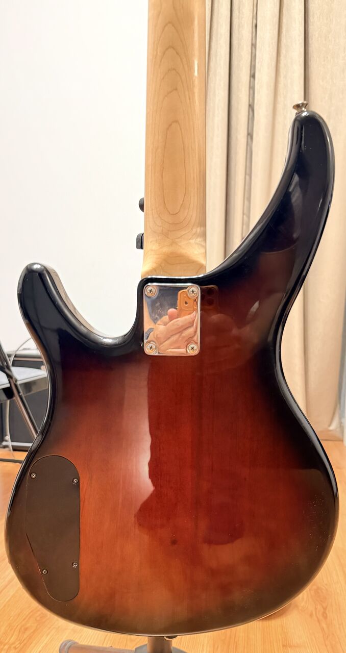 Manama, Musical Instruments, BHD 75,  YAMAHA BASS GUITAR - TRBX174
